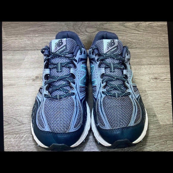 Shoes - Picture 1 of 4